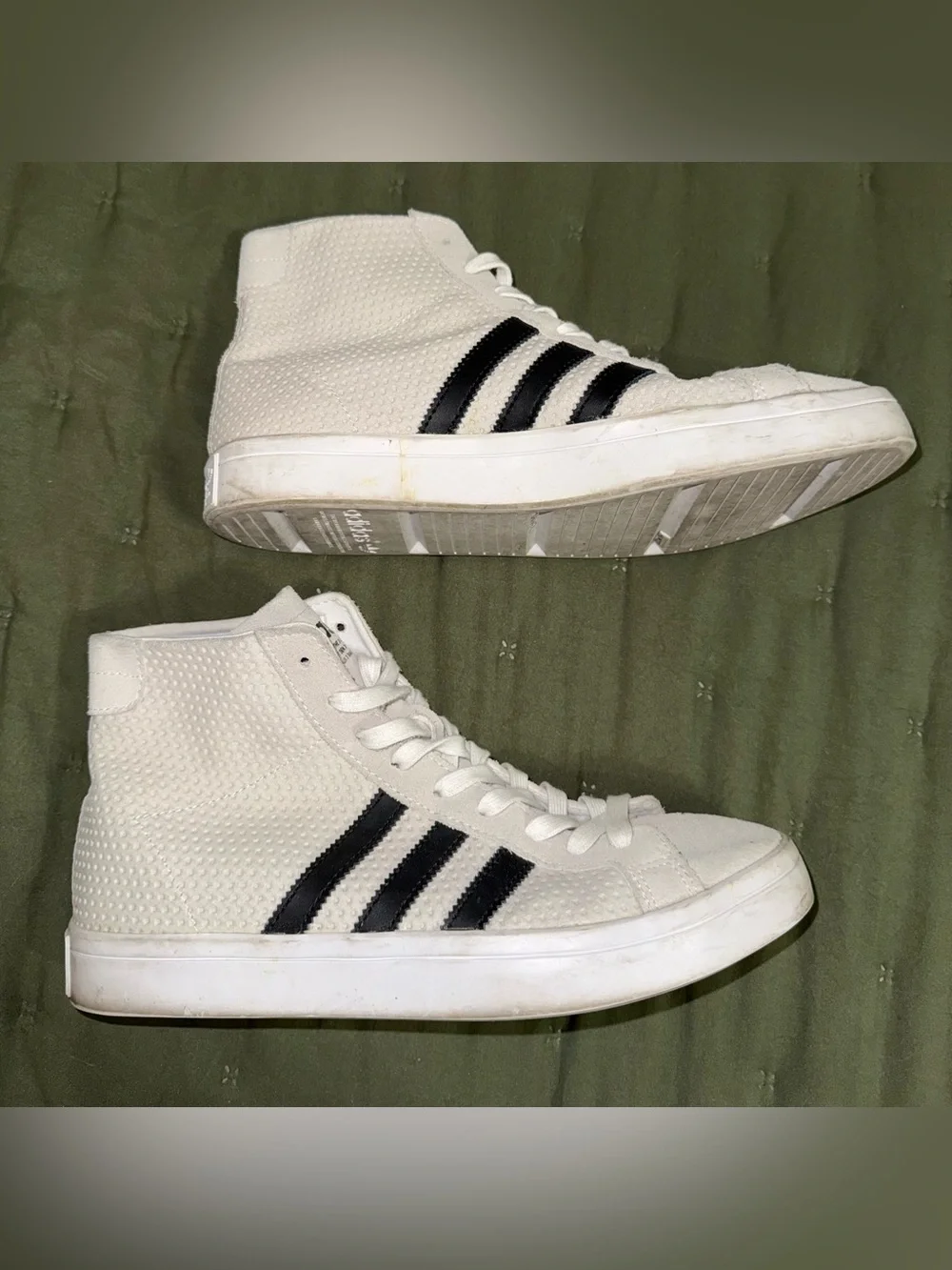 adidas White/grey suede High-Top Sneakers with Black Stripes woman’s size 9